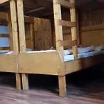 Gasthuis Baro Eoetvoes Lorand Menedekhaz *