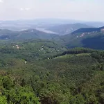 Gasthuis Baro Eoetvoes Lorand Menedekhaz *
