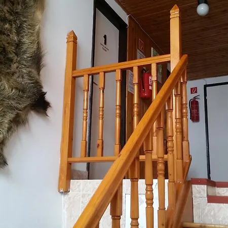 Gæstehus Baro Eoetvoes Lorand Menedekhaz *