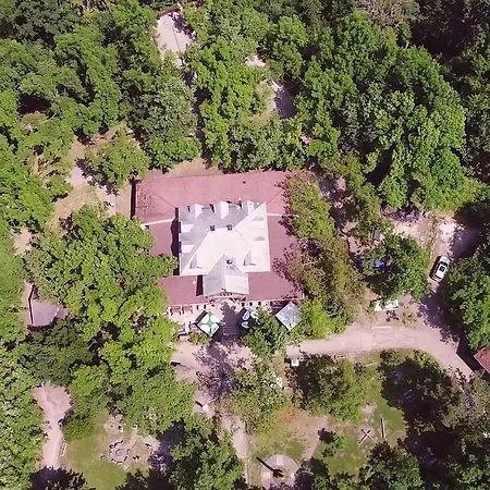 Baro Eoetvoes Lorand Menedekhaz * Pilisszentkereszt