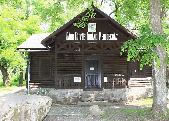 Pensjonat Baro Eoetvoes Lorand Menedekhaz *
