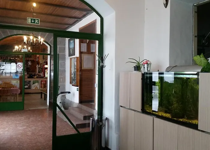 Pensjonat Baro Eoetvoes Lorand Menedekhaz *